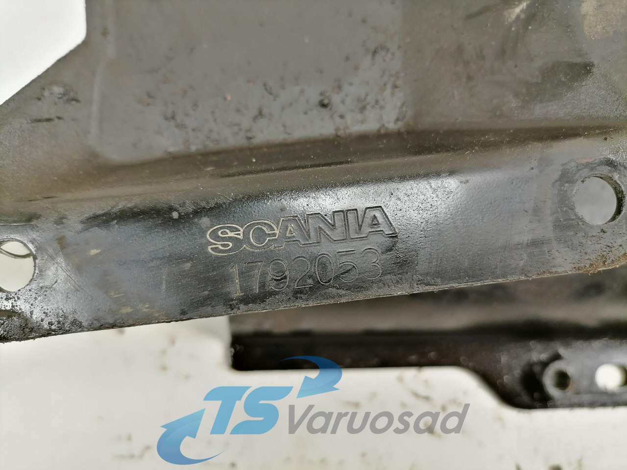 Scania Roolisüsteemi õlimahuti kandur 1792053 - Servo crevo za Kamion: slika 2 Scania Roolisüsteemi õlimahuti kandur 1792053 - Servo crevo za Kamion: slika 2