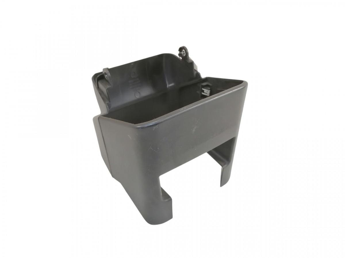 Scania Salongi plastik 2087008 - Univerzalni deo za Kamion: slika 1 Scania Salongi plastik 2087008 - Univerzalni deo za Kamion: slika 1