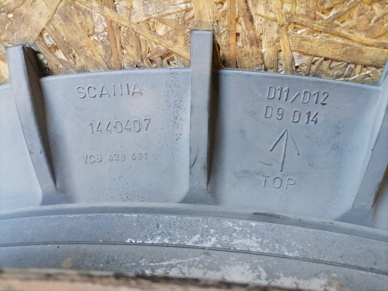 Scania Ventilaatori metallrõngas 1788048 - Radijator za Kamion: slika 3 Scania Ventilaatori metallrõngas 1788048 - Radijator za Kamion: slika 3