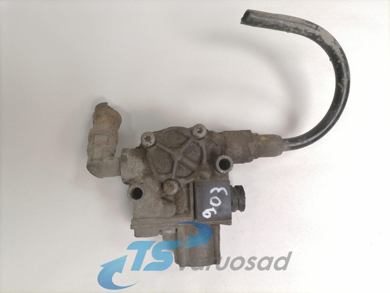 Volvo ABS brake valve 20516342 - Kočioni ventil za Kamion: slika 1 Volvo ABS brake valve 20516342 - Kočioni ventil za Kamion: slika 1