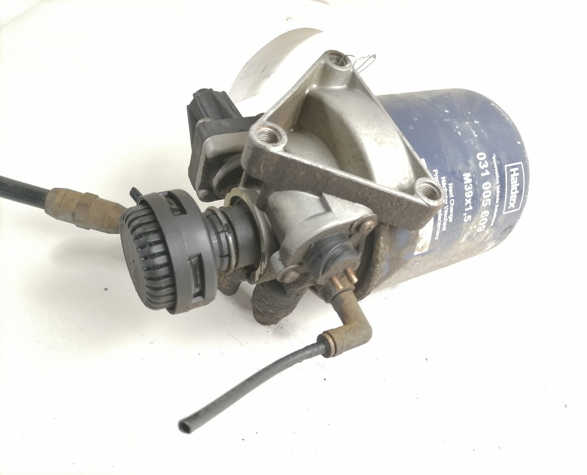 Volvo Air dryer 20393894 - Kočioni ventil za Kamion: slika 2 Volvo Air dryer 20393894 - Kočioni ventil za Kamion: slika 2