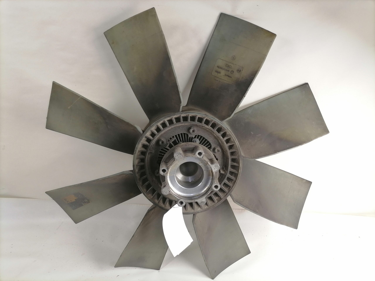 Volvo Cooling fan 1674864 - Ventilator za Kamion: slika 3 Volvo Cooling fan 1674864 - Ventilator za Kamion: slika 3