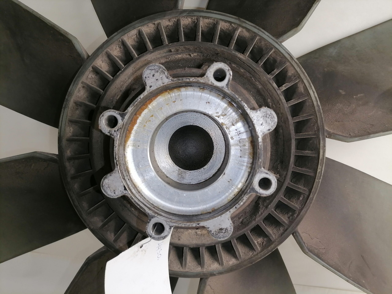 Volvo Cooling fan 1674864 - Ventilator za Kamion: slika 4 Volvo Cooling fan 1674864 - Ventilator za Kamion: slika 4