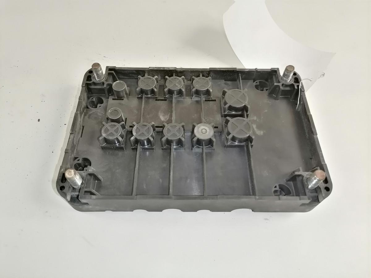 Volvo Fuse box 20512928 - Osigurač za Kamion: slika 3 Volvo Fuse box 20512928 - Osigurač za Kamion: slika 3