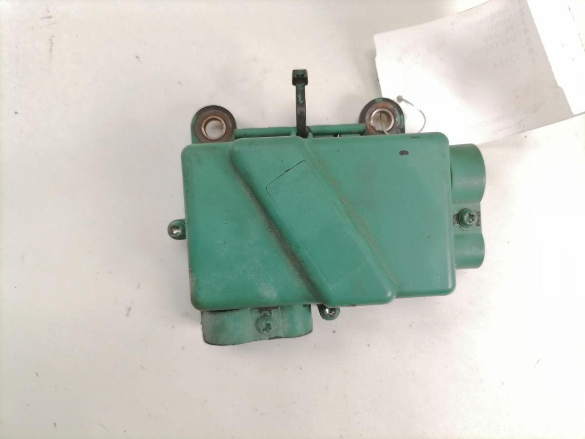 Volvo Juhtmestiku harukarp 04214496 - Osigurač za Kamion: slika 5 Volvo Juhtmestiku harukarp 04214496 - Osigurač za Kamion: slika 5