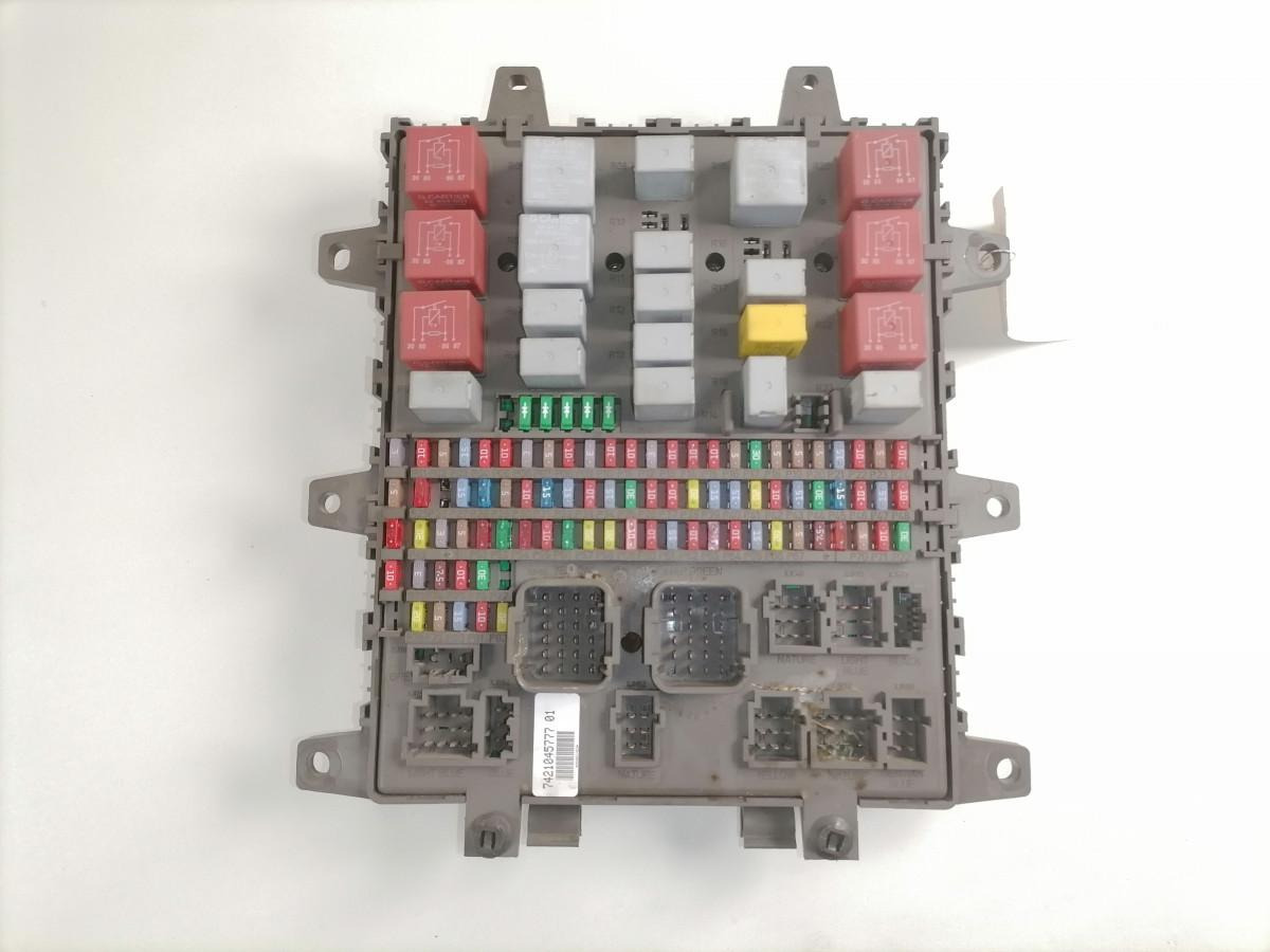 Volvo Kaitsmepaneel 7421045777 - Osigurač za Kamion: slika 3 Volvo Kaitsmepaneel 7421045777 - Osigurač za Kamion: slika 3