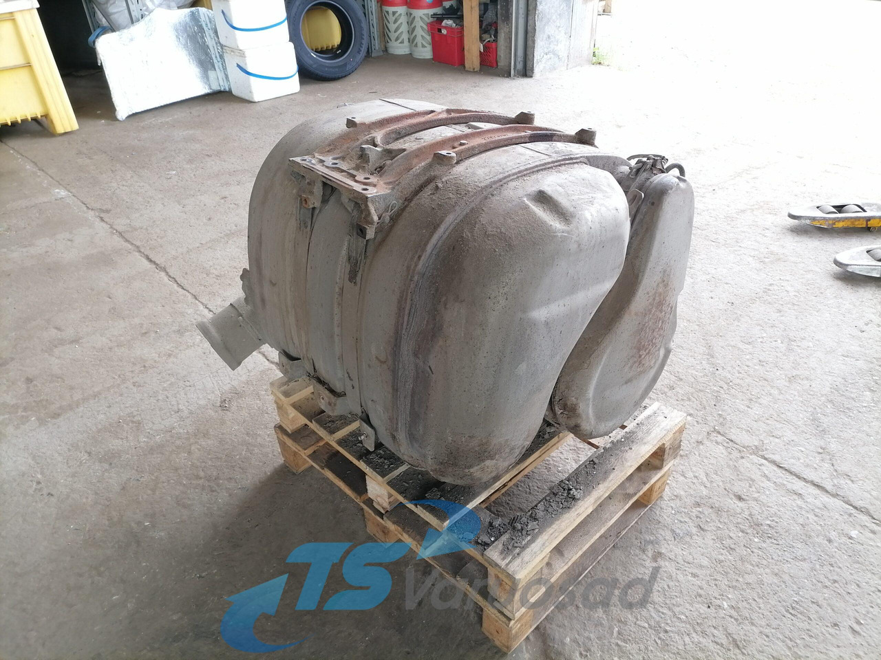 Volvo Muffler 21364822 - Prigušivač za Kamion: slika 3 Volvo Muffler 21364822 - Prigušivač za Kamion: slika 3