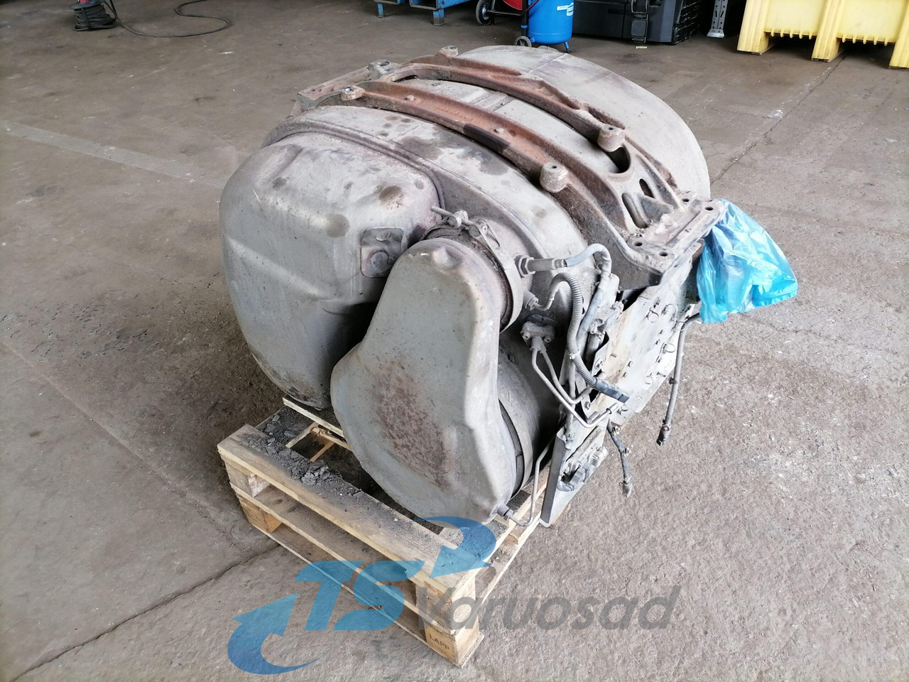 Volvo Muffler 21364822 - Prigušivač za Kamion: slika 4 Volvo Muffler 21364822 - Prigušivač za Kamion: slika 4