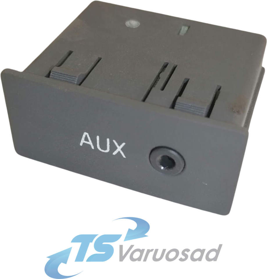 Volvo Volvo AUX pistiku paneel 21079667 - Električni sistem za Kamion: slika 1 Volvo Volvo AUX pistiku paneel 21079667 - Električni sistem za Kamion: slika 1