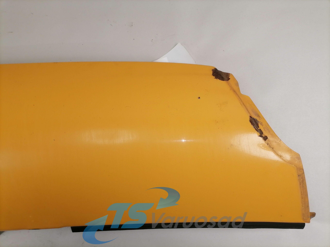 Volvo Volvo kabiini nurgapõsk, vasak 20379175 - Rešetka za Kamion: slika 3 Volvo Volvo kabiini nurgapõsk, vasak 20379175 - Rešetka za Kamion: slika 3