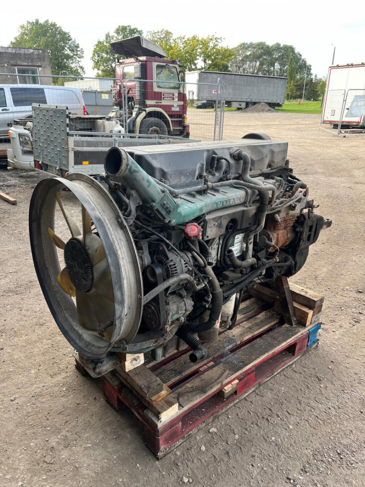 Volvo Volvo mootor D9A300 1638746 - Motor za Kamion: slika 1 Volvo Volvo mootor D9A300 1638746 - Motor za Kamion: slika 1