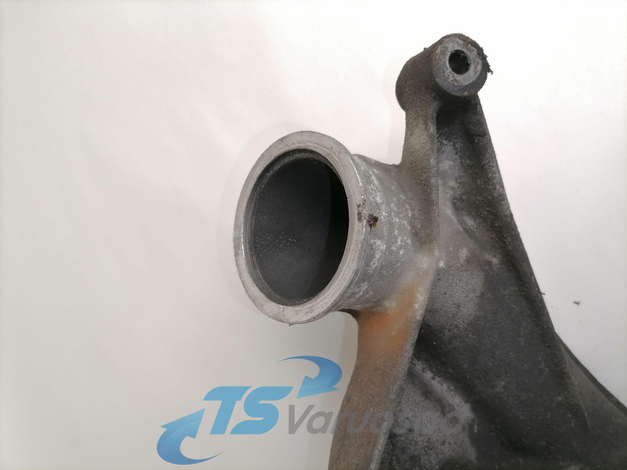 Volvo intercooler pipe 3979999 - Hladnjak za Kamion: slika 4 Volvo intercooler pipe 3979999 - Hladnjak za Kamion: slika 4
