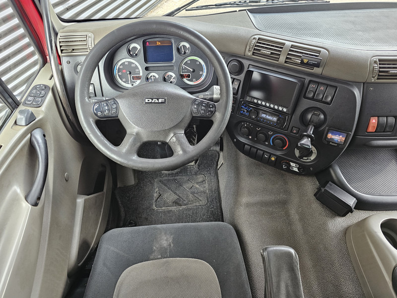 Kamion sa dizalicom DAF CF 85.410 6x2 / HIAB 35 t/m crane / kran + REMOTE: slika 16 Kamion sa dizalicom DAF CF 85.410 6x2 / HIAB 35 t/m crane / kran + REMOTE: slika 16