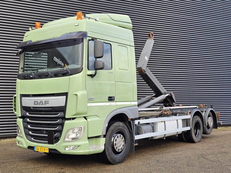 DAF XF 460 6x2 SPACECAB / HOOKLIFT / ABROLKIPPER - Kamion sa hidrauličnom kukom: slika 1 DAF XF 460 6x2 SPACECAB / HOOKLIFT / ABROLKIPPER - Kamion sa hidrauličnom kukom: slika 1