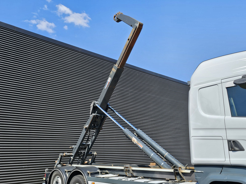 Scania R450 6x2*4 / VDL HOOKLIFT / EURO 6 - Kamion sa hidrauličnom kukom: slika 4 Scania R450 6x2*4 / VDL HOOKLIFT / EURO 6 - Kamion sa hidrauličnom kukom: slika 4