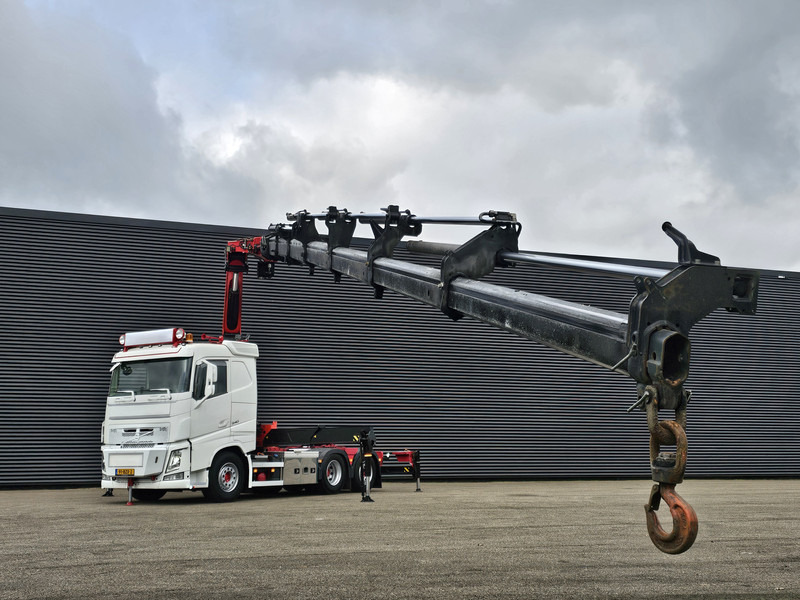 Volvo FH 540 6x2-4 / PALFINGER 42 t/m CRANE / KRAN / WINCH - Tegljač: slika 2 Volvo FH 540 6x2-4 / PALFINGER 42 t/m CRANE / KRAN / WINCH - Tegljač: slika 2