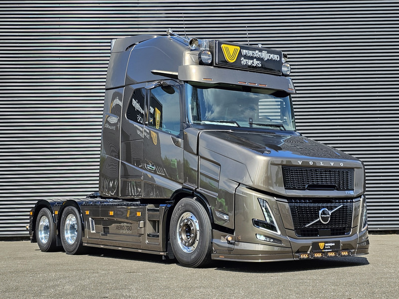 Volvo VT5 AERO 780 XXL / 6x2 TORPEDO / BOOGIE / SPECIAL / SHOW - Tegljač: slika 2 Volvo VT5 AERO 780 XXL / 6x2 TORPEDO / BOOGIE / SPECIAL / SHOW - Tegljač: slika 2