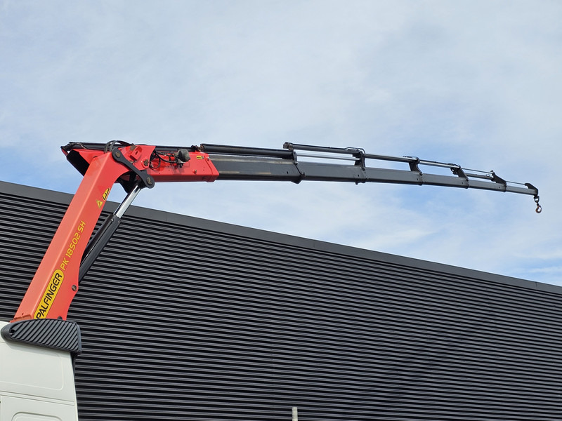 Volvo FM420 4x2 / PALFINGER 18502 - 17 mtr / CRANE / KRAN - Kamion sa tovarnim sandukom, Kamion sa dizalicom: slika 4 Volvo FM420 4x2 / PALFINGER 18502 - 17 mtr / CRANE / KRAN - Kamion sa tovarnim sandukom, Kamion sa dizalicom: slika 4