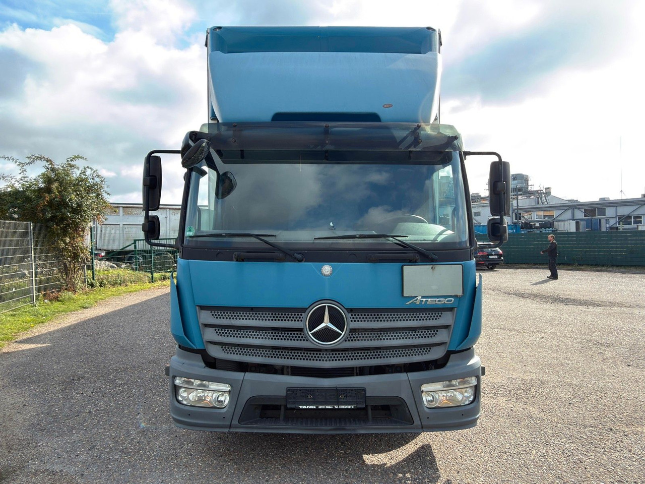 Mercedes-Benz 818 4X2 Pritsche & Plane & Tang Pritsche & Plane Mercedes-Benz 818 4X2 Pritsche & Plane & Tang Pritsche & Plane - Dostavno vozilo sa ceradom: slika 4 Mercedes-Benz 818 4X2 Pritsche & Plane & Tang Pritsche & Plane Mercedes-Benz 818 4X2 Pritsche & Plane & Tang Pritsche & Plane - Dostavno vozilo sa ceradom: slika 4