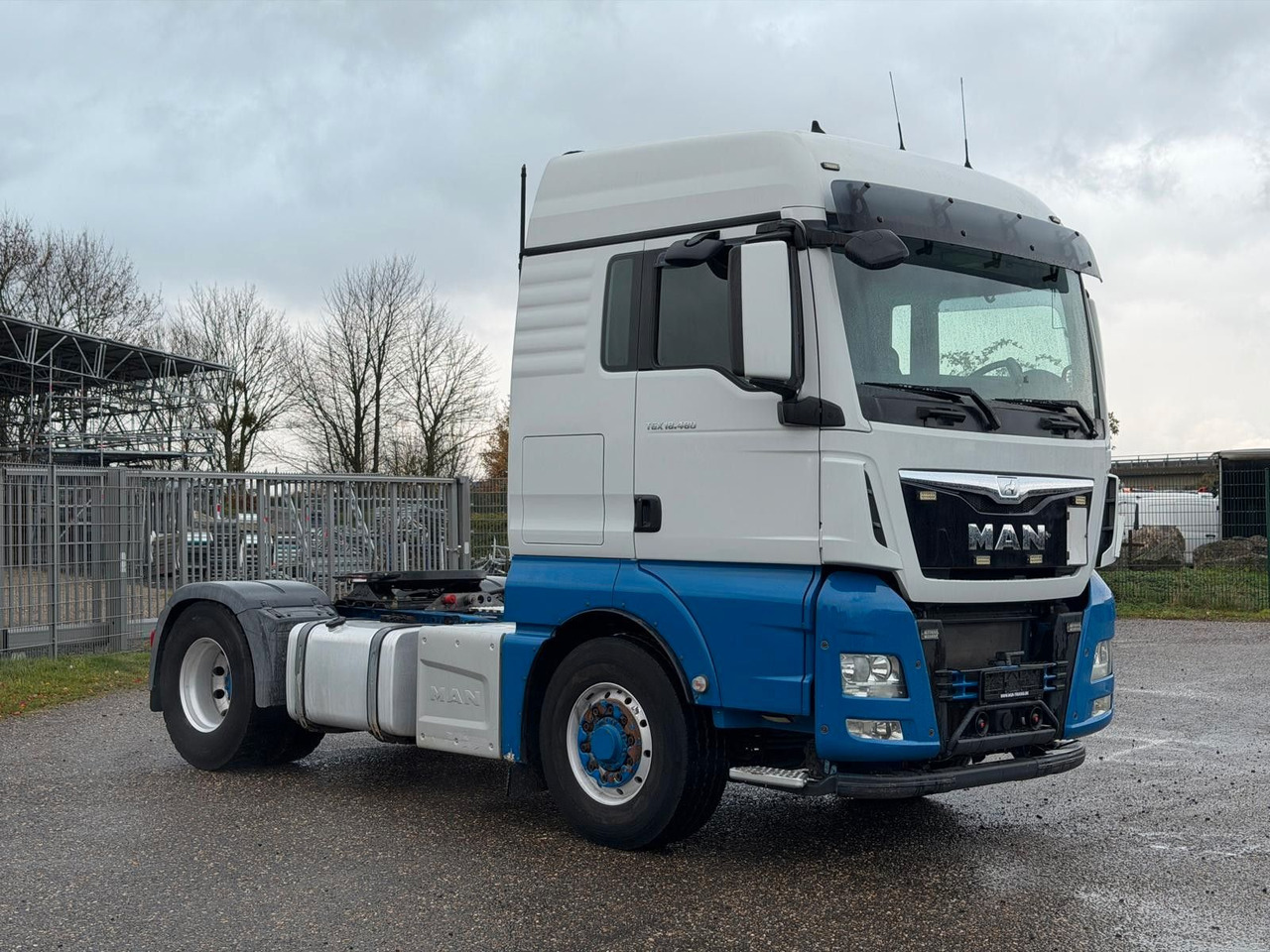 MAN 18.480 4x4 Hydro Drive | Stand-Klima | Kipphydr. - Tegljač: slika 4 MAN 18.480 4x4 Hydro Drive | Stand-Klima | Kipphydr. - Tegljač: slika 4