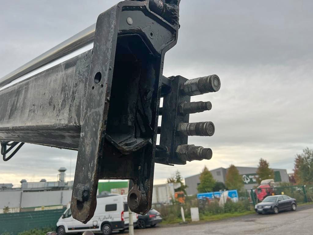 Kamion sa hidrauličnom kukom, Kamion sa dizalicom Volvo FM 400 6X4 Abroller & Kran Terex 125.2: slika 13