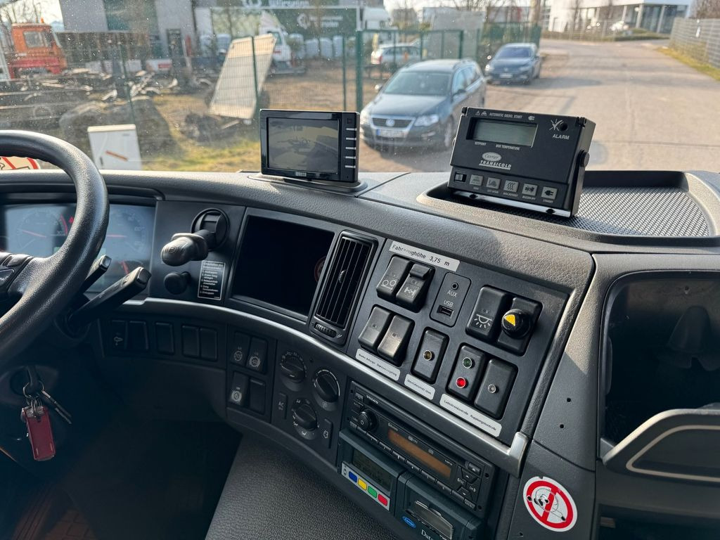 Hladnjača Volvo FM 410 6X2 Kühlkoffer mit Carrier Diesel & Strom: slika 12