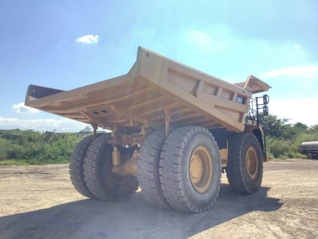 CAT 777F - Kiper sa krutom šasijom/ Kiper za kamen: slika 3 CAT 777F - Kiper sa krutom šasijom/ Kiper za kamen: slika 3