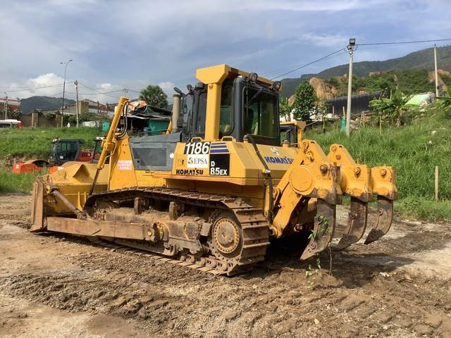 Komatsu D85EX-15 - Buldožer: slika 2 Komatsu D85EX-15 - Buldožer: slika 2