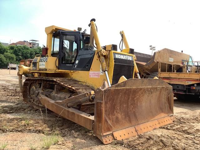 Komatsu D85EX-15 - Buldožer: slika 4 Komatsu D85EX-15 - Buldožer: slika 4