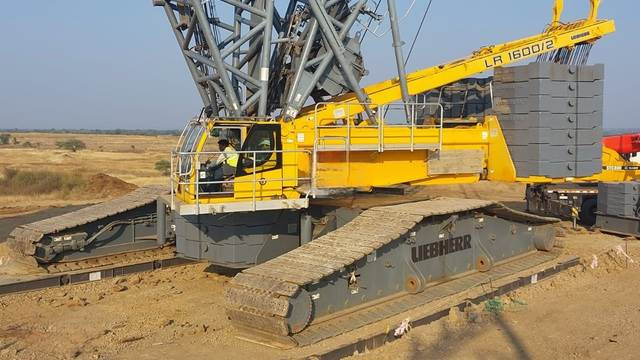 Liebherr LR1600/2 - Kran guseničar: slika 1 Liebherr LR1600/2 - Kran guseničar: slika 1