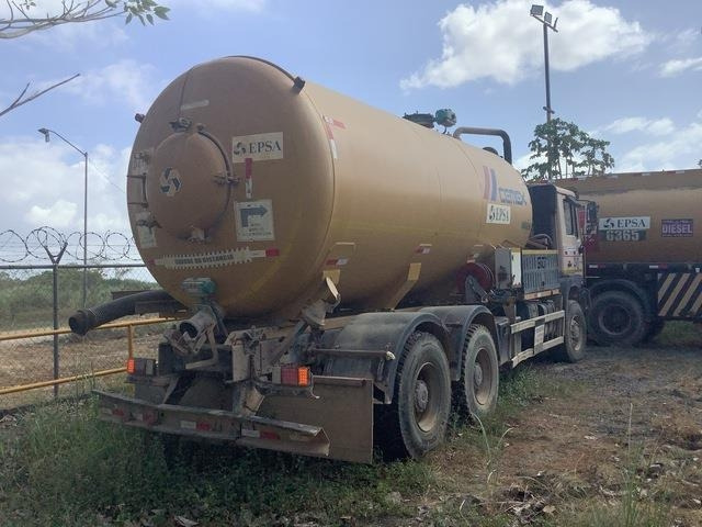 MAN 33.364 - Kamion cisterna: slika 3 MAN 33.364 - Kamion cisterna: slika 3