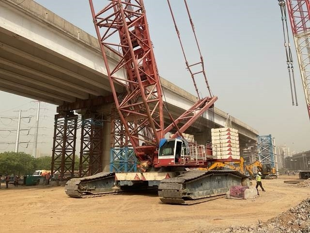 Terex Demag CC2800 - Kran guseničar: slika 1 Terex Demag CC2800 - Kran guseničar: slika 1