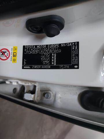 Toyota Prius Hybrid - Automobil: slika 5 Toyota Prius Hybrid - Automobil: slika 5