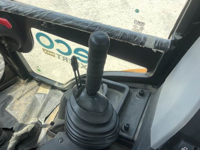Lizing  JCB 3DX JCB 3DX: slika 19