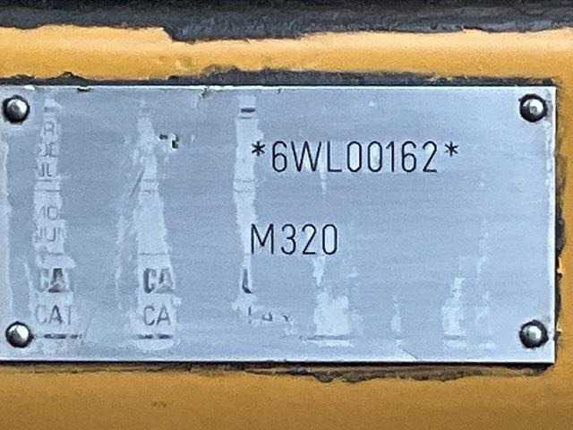 Bager točkaš CAT M320: slika 7