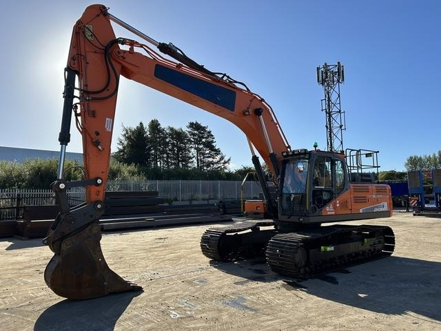 Doosan DX300LC-5 - Bager guseničar: slika 1 Doosan DX300LC-5 - Bager guseničar: slika 1