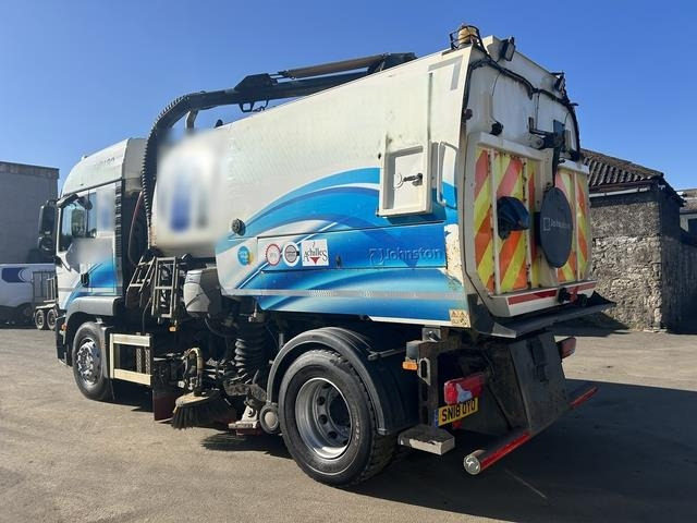 MAN TGM18.290 - Autočistilica: slika 2 MAN TGM18.290 - Autočistilica: slika 2