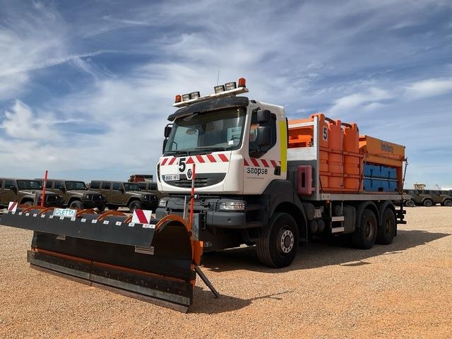 Renault Kerax 380DXI - Vozilo za čišćenje snega: slika 1 Renault Kerax 380DXI - Vozilo za čišćenje snega: slika 1