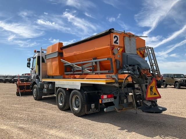 Renault Kerax 430DXI - Vozilo za čišćenje snega: slika 2 Renault Kerax 430DXI - Vozilo za čišćenje snega: slika 2