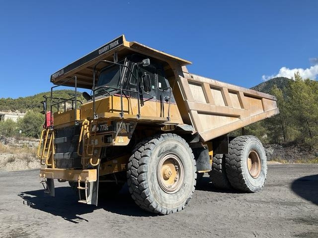 CAT 775E - Kiper sa krutom šasijom/ Kiper za kamen: slika 1 CAT 775E - Kiper sa krutom šasijom/ Kiper za kamen: slika 1