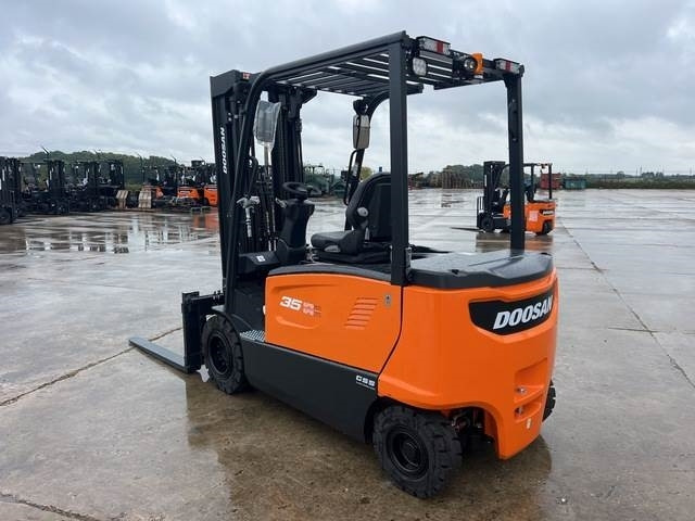 Doosan B35X-7 PLUS - Električni viljuškar: slika 2 Doosan B35X-7 PLUS - Električni viljuškar: slika 2