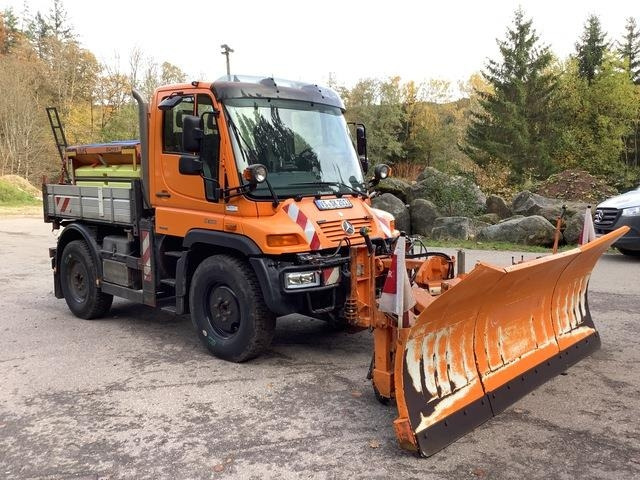 MB Trac Unimog U300 - Vozilo za čišćenje snega: slika 5 MB Trac Unimog U300 - Vozilo za čišćenje snega: slika 5