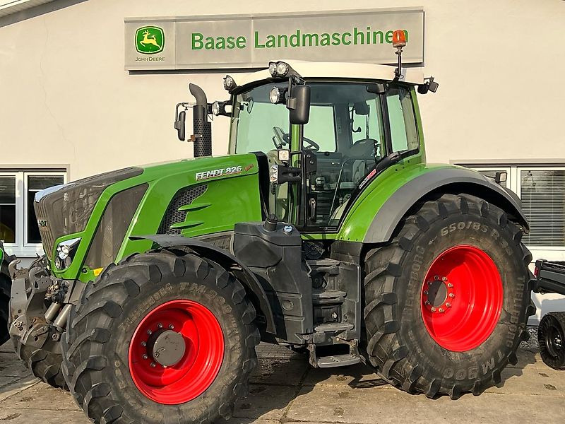 Fendt 826 Vario ProfiPlus NatureGreen - Traktor: slika 1 Fendt 826 Vario ProfiPlus NatureGreen - Traktor: slika 1
