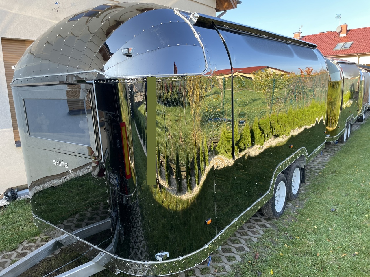 SHINE Summer S BLACK - Prikolica za hrane: slika 1 SHINE Summer S BLACK - Prikolica za hrane: slika 1