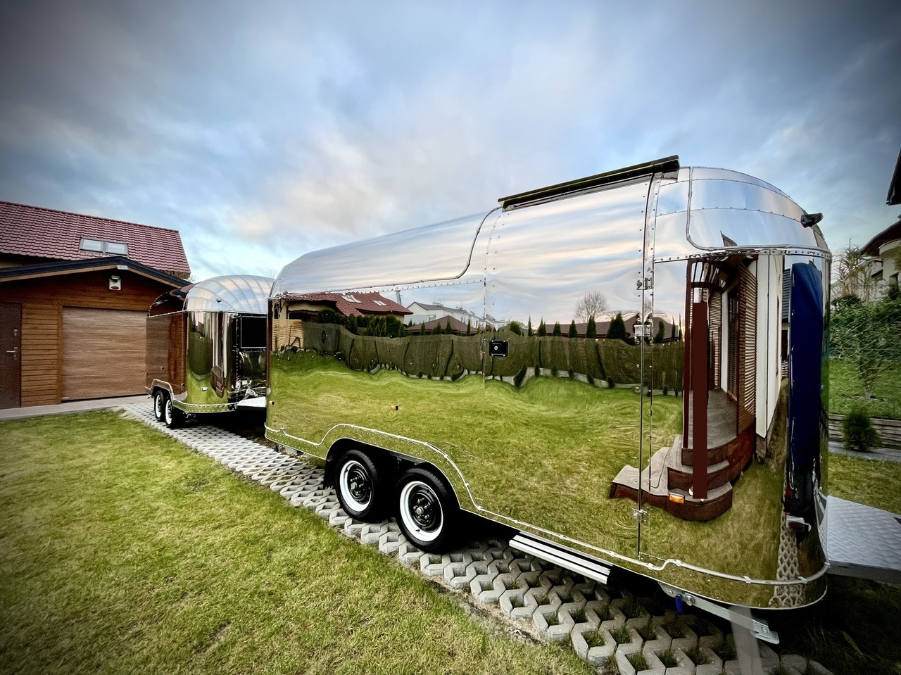 SHINE Summer oryginal - Prikolica za hrane: slika 1 SHINE Summer oryginal - Prikolica za hrane: slika 1