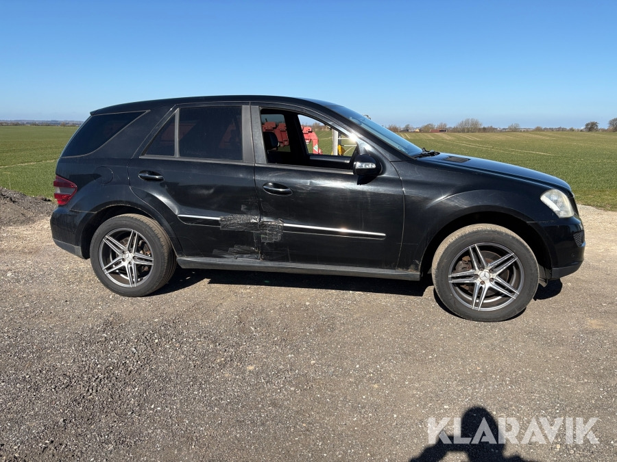 Van 4x4 Mercedes Benz ML - Dostavno vozilo: slika 4 Van 4x4 Mercedes Benz ML - Dostavno vozilo: slika 4