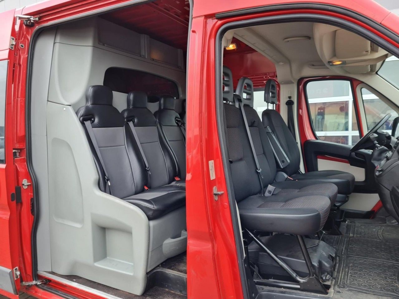 Citroën Jumper 35 Kasten L3H2 Doka 7-Sitze AHK KLIMA KAM - Furgon, Dostavno vozilo sa duplom kabinom: slika 5 Citroën Jumper 35 Kasten L3H2 Doka 7-Sitze AHK KLIMA KAM - Furgon, Dostavno vozilo sa duplom kabinom: slika 5