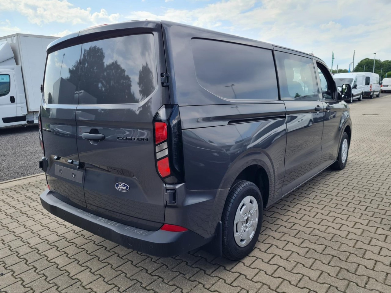 Ford Custom Kasten 320 L2 Trend Doka 5-Sitze KAMERA TEMPO - Mali kombi, Dostavno vozilo sa duplom kabinom: slika 4 Ford Custom Kasten 320 L2 Trend Doka 5-Sitze KAMERA TEMPO - Mali kombi, Dostavno vozilo sa duplom kabinom: slika 4