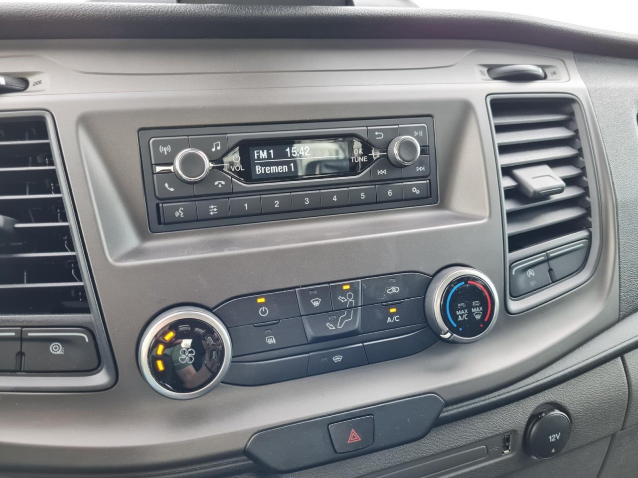 Dostavno vozilo s ravnom platformom, Dostavno vozilo sa duplom kabinom Ford Transit 350 Doka L3 L4 Trend RWD AHK KLIMA TEMPOMAT: slika 11
