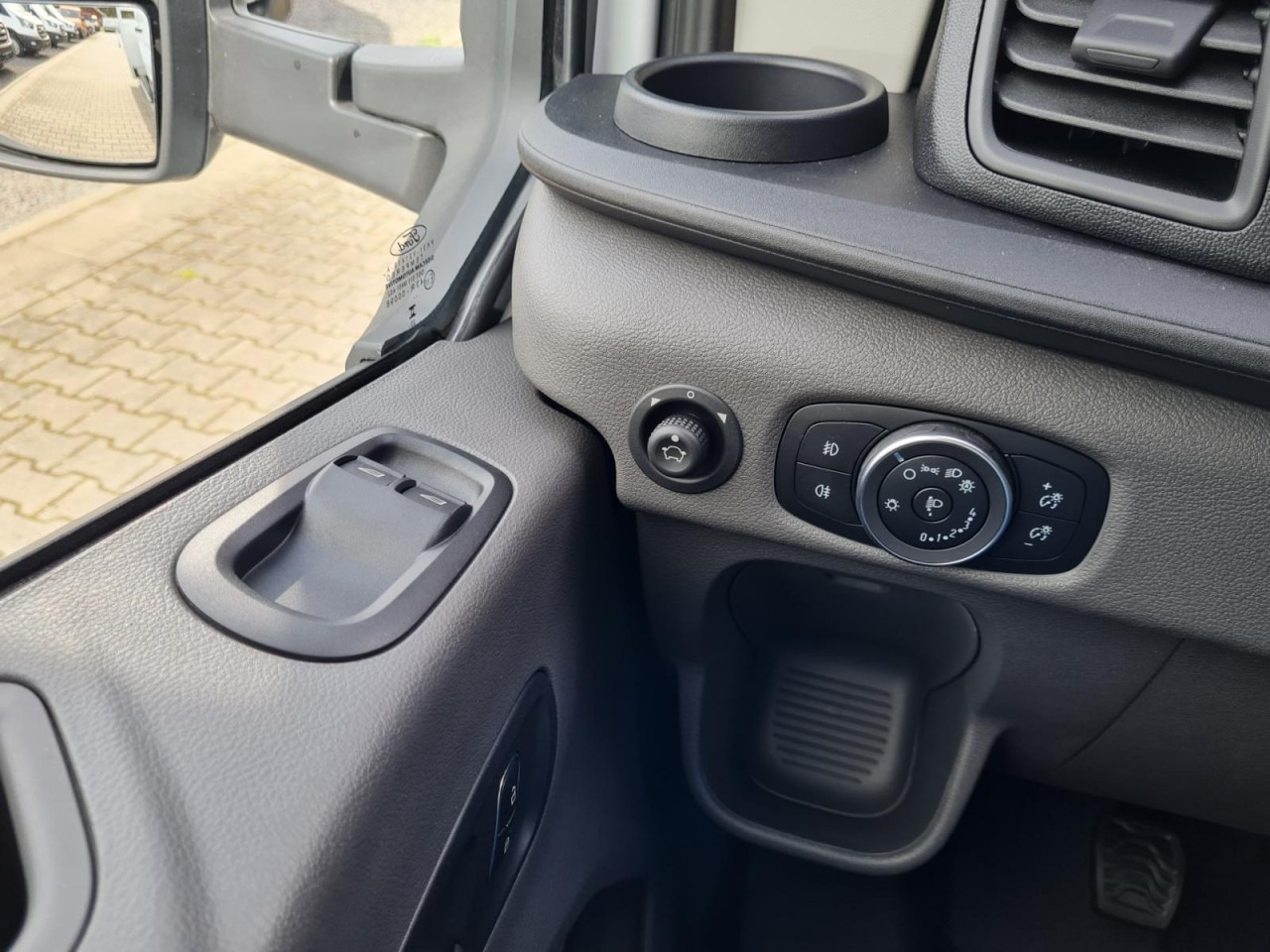 Dostavno vozilo s ravnom platformom, Dostavno vozilo sa duplom kabinom Ford Transit 350 Doka L3 L4 Trend RWD AHK KLIMA TEMPOMAT: slika 20